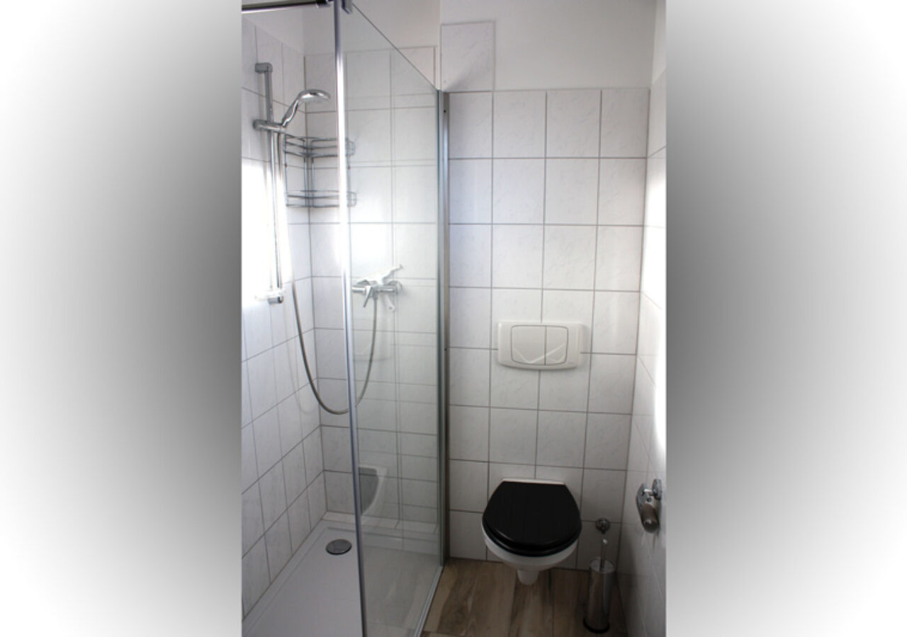 Mooring, Dusche und WC, Ferienwohnung bei Malow mieten
