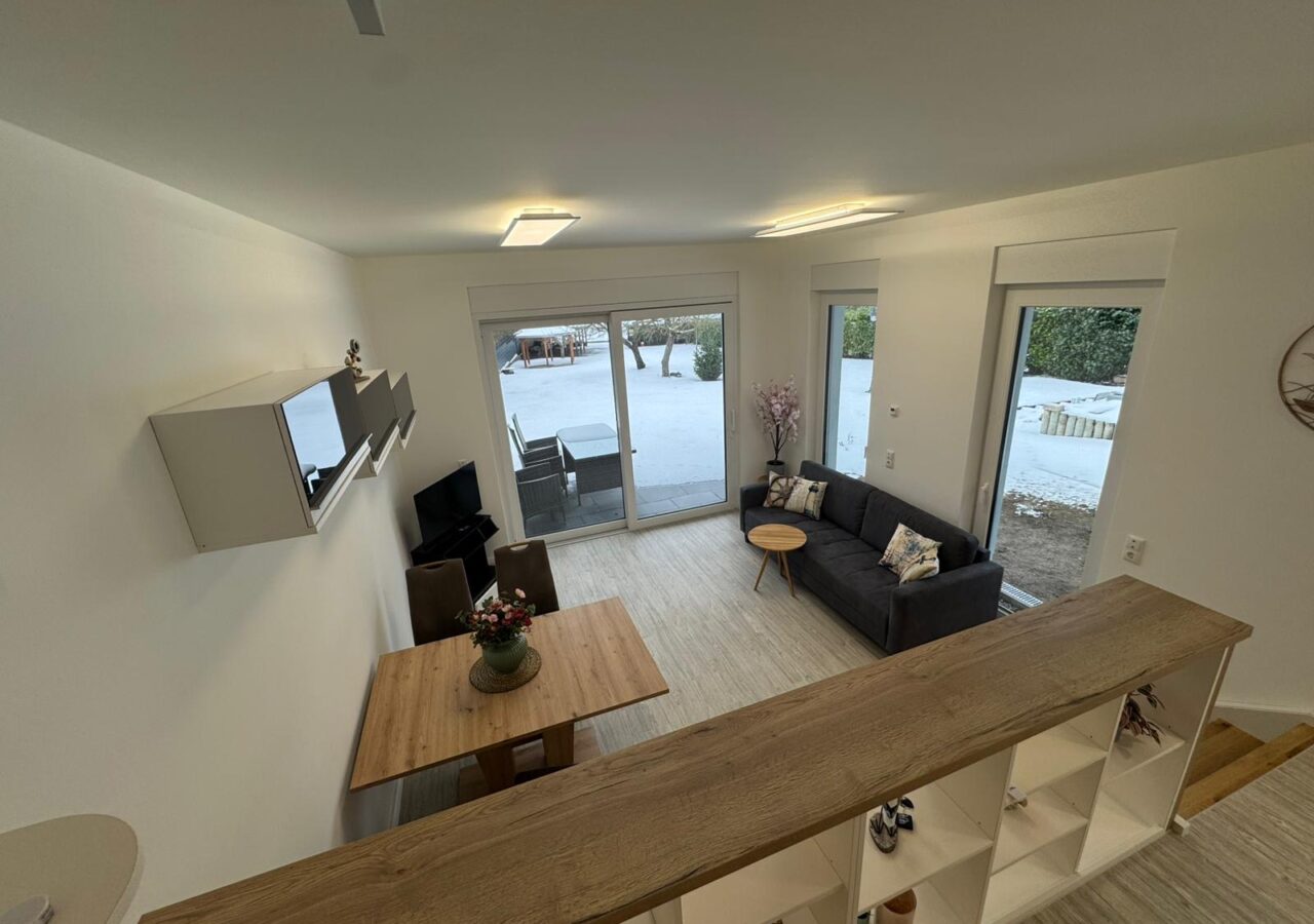 Kapitänsdeck, Wohnzimmer, eigene Terrasse mit Seeblick